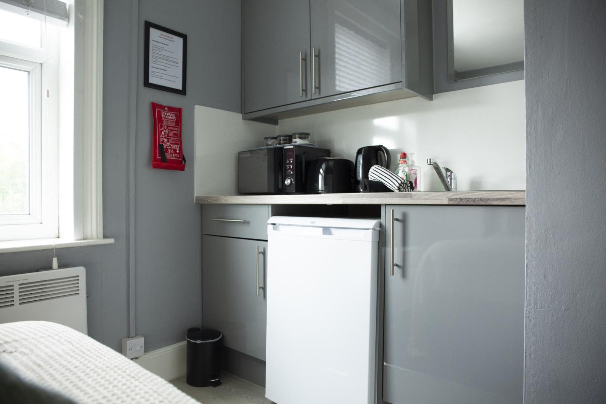 34 Evesham Road - Double Rooms Shottery الغرفة الصورة